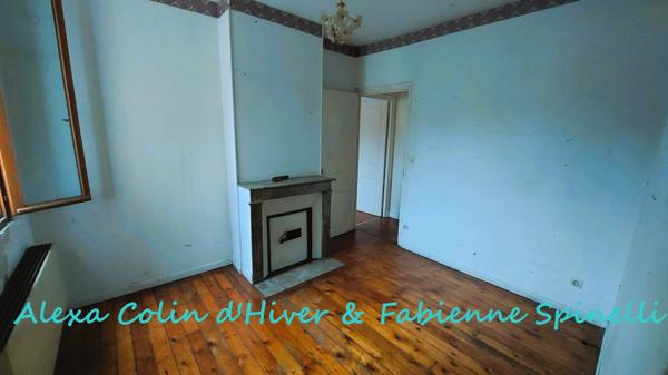 Maison à rénover proche du centre ville de Vailly sur Aisne