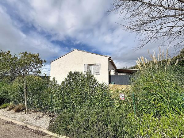 Le Castellet Maison contemporaine récente avec piscine de 5 pièces de 109 m2