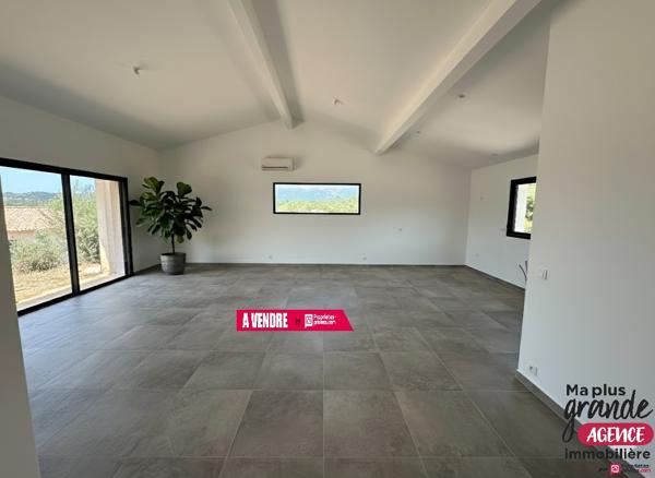 Maison  neuve T4 à Ste Lucie De Porto-vecchio  20144 - Corse du Sud