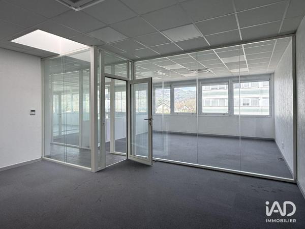 Local d’activité à vendre 799 m² Saint-Étienne-de-Crossey