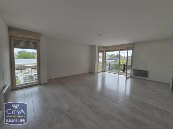 Appartement à louer 3 pièces 78.94m² Valenciennes (59300)