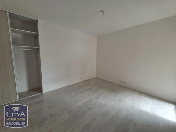 Appartement à louer 3 pièces 78.94m² Valenciennes (59300)