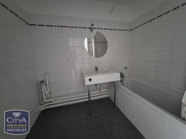 Appartement à louer 3 pièces 78.94m² Valenciennes (59300)