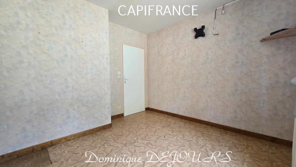 À vendre à PRANLES (07) – Maison 117 m² sur terrain de 8400 m² – Environnement calme et naturel et sans vis-à-vis – Piscine