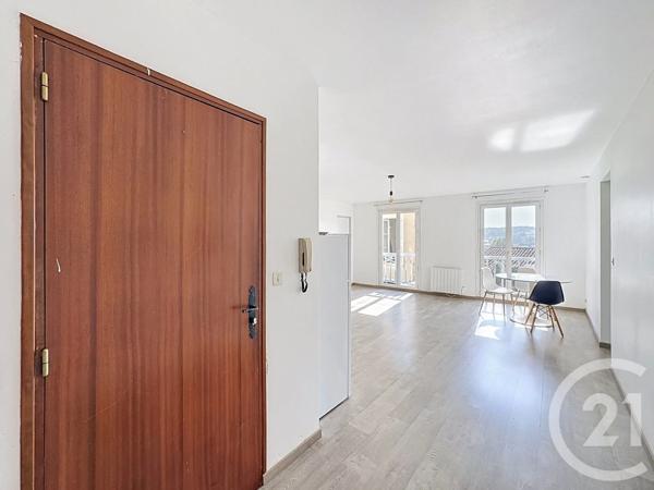 Appartement T3 à vendre  3 pièces - 61,18 m 2   AUCH  - 32