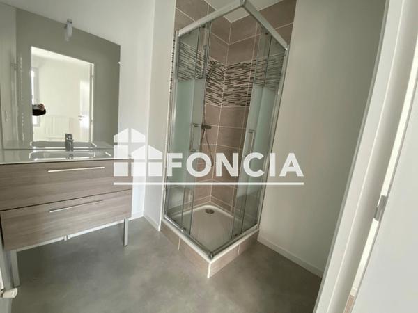 Location Appartement 2 pièces 40.18 m² - 193 RUE DE LA PRESLE Tours 37100