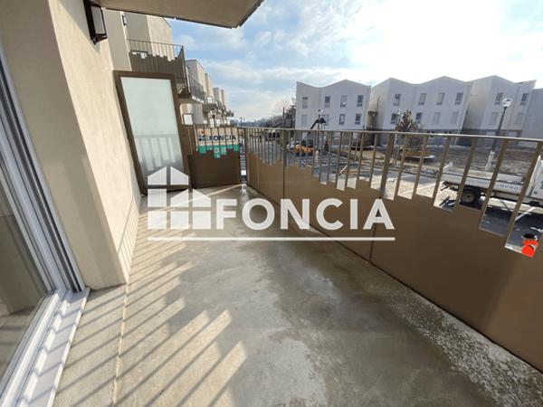 Location Appartement 2 pièces 40.18 m² - 193 RUE DE LA PRESLE Tours 37100