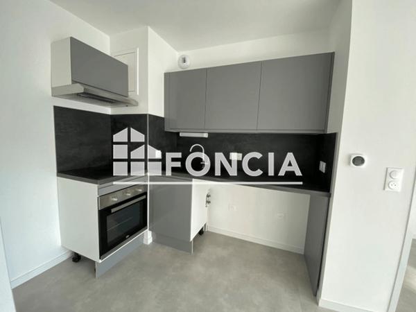 Location Appartement 2 pièces 40.18 m² - 193 RUE DE LA PRESLE Tours 37100