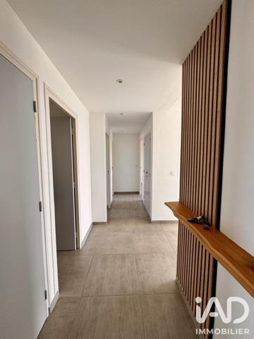 Location appartement 3 pièces 55,7 m² La Seyne-sur-Mer