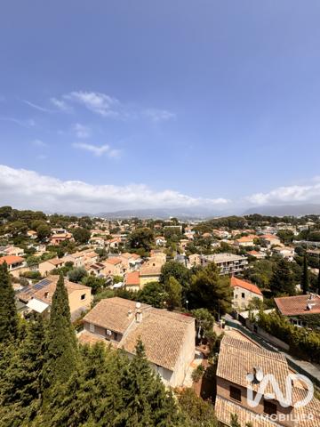 Location appartement 3 pièces 55,7 m² La Seyne-sur-Mer