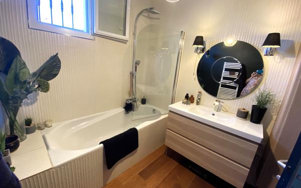 Maison à vendre    4 pièces •  Avignon