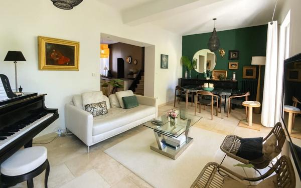 Maison à vendre    4 pièces •  Avignon