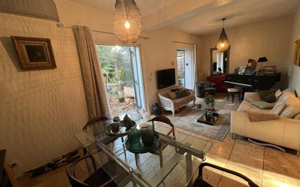 Maison à vendre    4 pièces •  Avignon