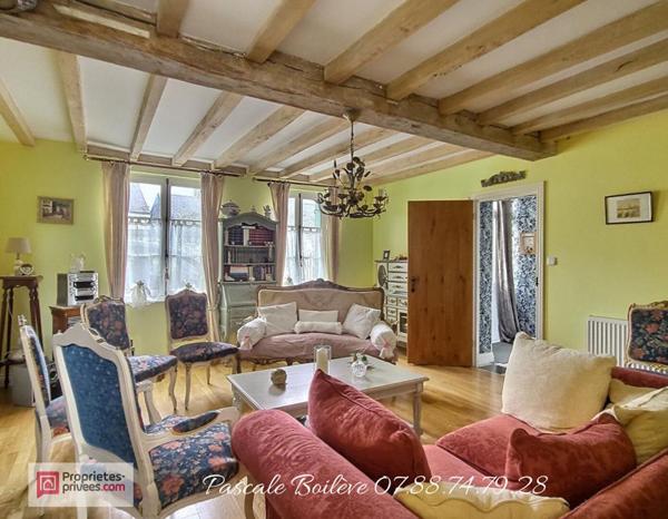Maison  151 m²  avec  studio indépendant 34 m² - VERNANTES  (49390)