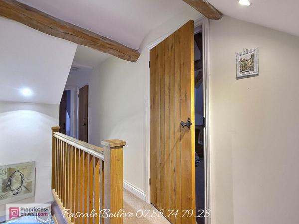 Maison  151 m²  avec  studio indépendant 34 m² - VERNANTES  (49390)