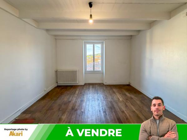 Maison
         5 pièces
        - 96 m² Exclusivité 102 500 €*