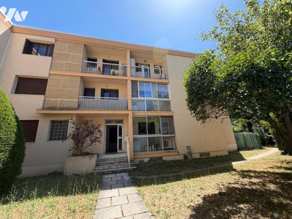 Appartement T4 de 82 m² avec jardin et garage