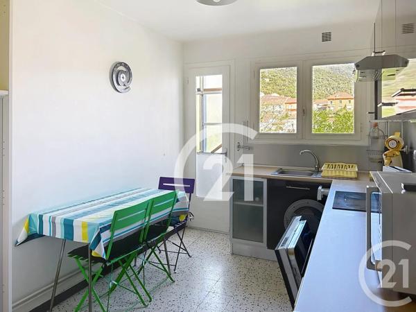 Appartement F2 Bis à vendre  3 pièces - 53,09 m 2   AMELIE LES BAINS PALALDA  - 66