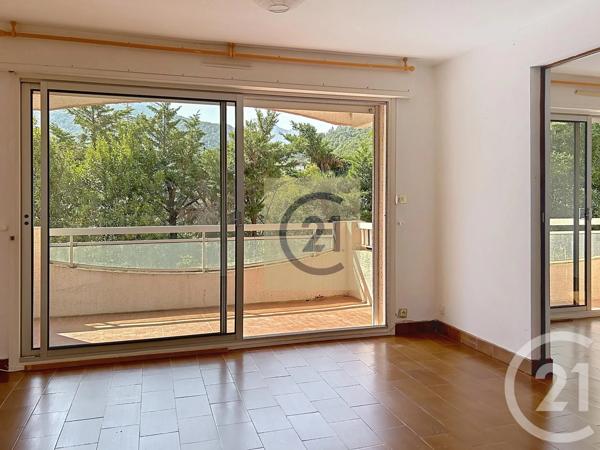 Appartement F2 Bis à vendre  3 pièces - 53,09 m 2   AMELIE LES BAINS PALALDA  - 66