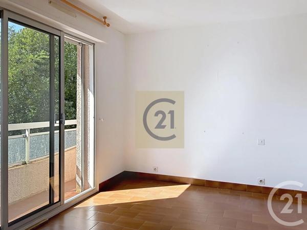 Appartement F2 Bis à vendre  3 pièces - 53,09 m 2   AMELIE LES BAINS PALALDA  - 66