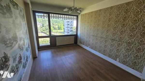 JACOB BELLECOMBETTE, appartement type 3 de 75m2 au dernier étage avec vue panoramique