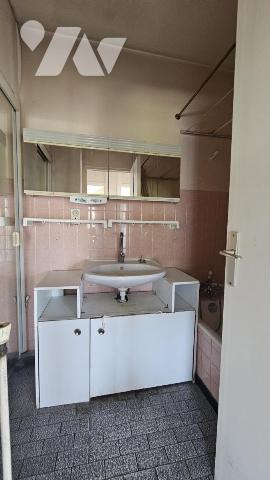 JACOB BELLECOMBETTE, appartement type 3 de 75m2 au dernier étage avec vue panoramique