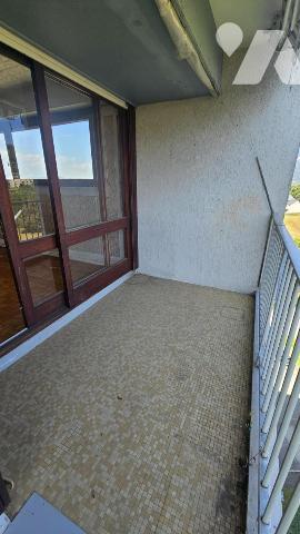 JACOB BELLECOMBETTE, appartement type 3 de 75m2 au dernier étage avec vue panoramique