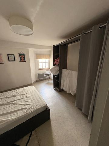 Immeuble de rapport 2 appartement, 2 studio QUILLAN 11500
