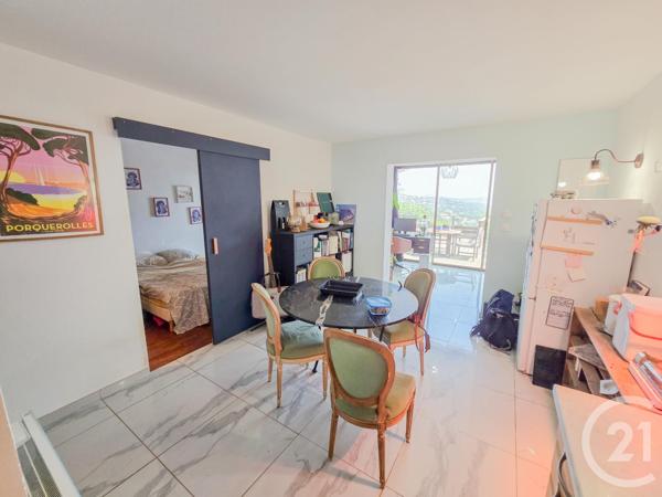 Appartement T2 à vendre  2 pièces - 47 m2 CAVALAIRE SUR MER - 83