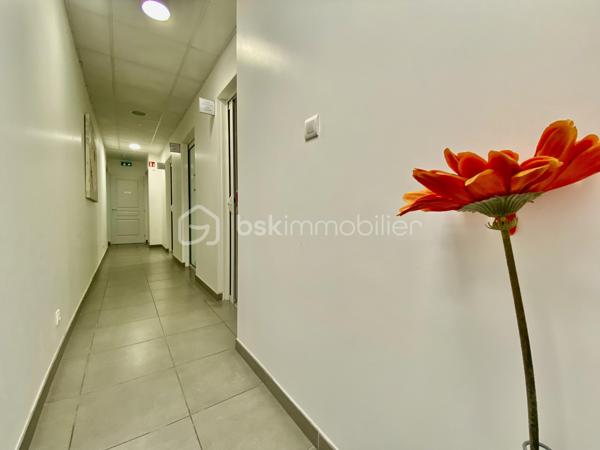 Immeuble de bureaux de 147 m²