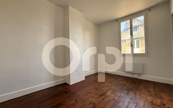 Appartement à vendre    4 pièces • 85 m2 Vic-sur-Aisne