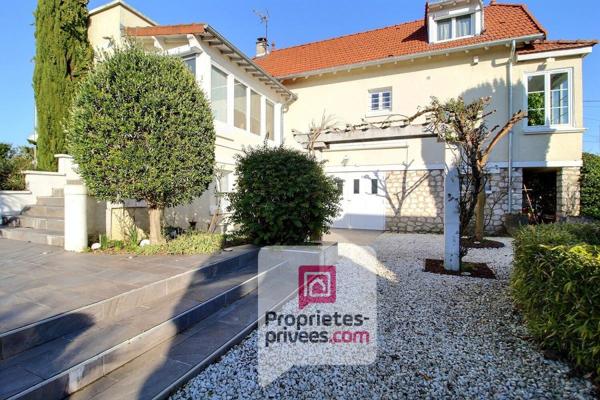 MAGNIFIQUE MEULIERE - 3 CHAMBRES + STUDIO et PISCINE