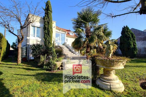 MAGNIFIQUE MEULIERE - 3 CHAMBRES + STUDIO et PISCINE