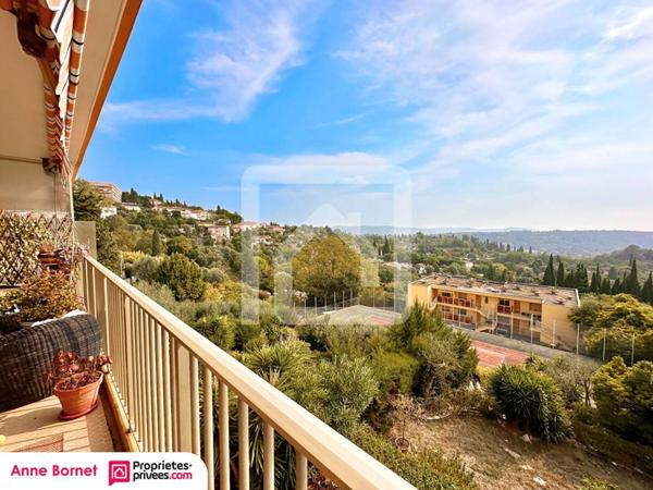 Appartement 4 pièces 93 m2 avec terrasse vue panoramique mer, garage, parking privatif et cave