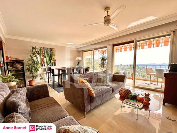 Appartement 4 pièces 93 m2 avec terrasse vue panoramique mer, garage, parking privatif et cave