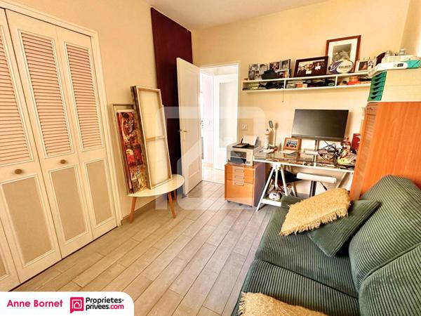 Appartement 4 pièces 93 m2 avec terrasse vue panoramique mer, garage, parking privatif et cave