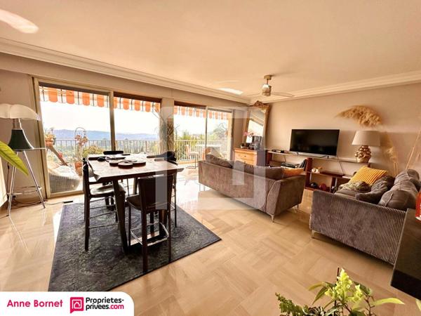 Appartement 4 pièces 93 m2 avec terrasse vue panoramique mer, garage, parking privatif et cave