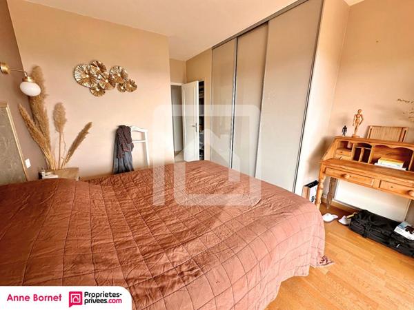 Appartement 4 pièces 93 m2 avec terrasse vue panoramique mer, garage, parking privatif et cave