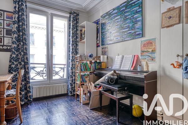 Appartement à vendre 4 pièces 70 m² Paris 9