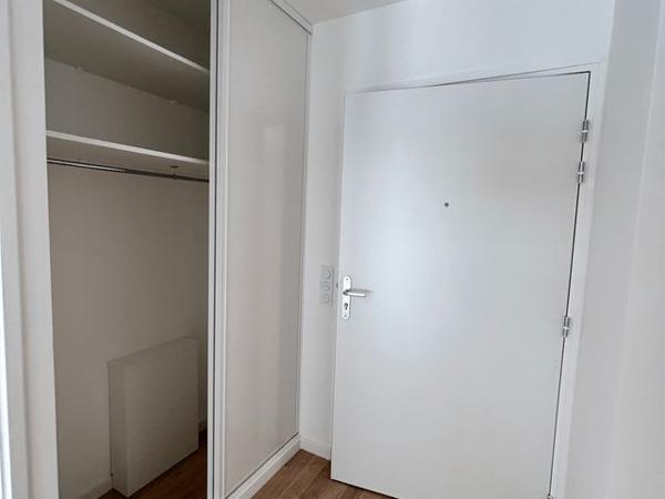 Appartement 2 pièces T2 F2 58.4 m² à Noisy Le Grand 11 RUE DES HAUTS ROSEAUX 93160 à louer