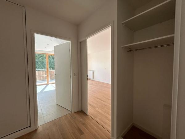 Appartement 2 pièces T2 F2 58.4 m² à Noisy Le Grand 11 RUE DES HAUTS ROSEAUX 93160 à louer