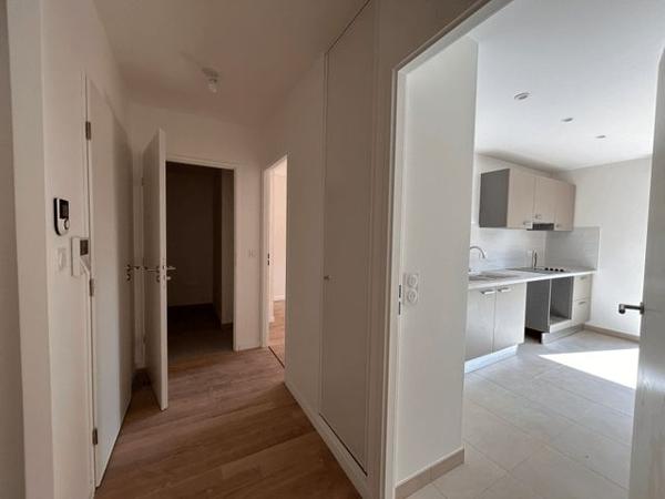 Appartement 2 pièces T2 F2 58.4 m² à Noisy Le Grand 11 RUE DES HAUTS ROSEAUX 93160 à louer