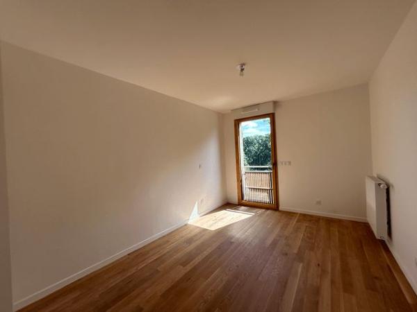 Appartement 2 pièces T2 F2 58.4 m² à Noisy Le Grand 11 RUE DES HAUTS ROSEAUX 93160 à louer
