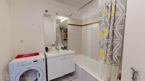 Appartement à vendre    2 pièces • 40,93 m2 Vaulx-en-Velin