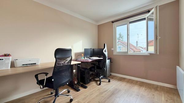 Maison individuelle 3 chambres TB état