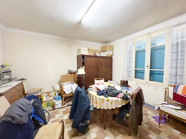 HYERES - Maison à rénover