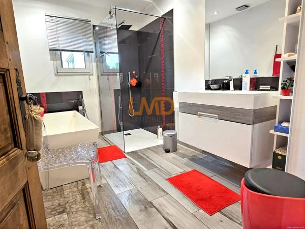 Maison au calme avec grand jardin et piscine, sans vis-à-vis