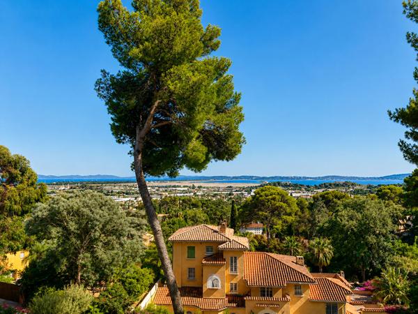 Appartement Hyeres 1 pièce(s) 26.12 m2