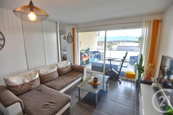 Appartement T2 à vendre  2 pièces - 50,21 m 2   BOURG DE PEAGE  - 26