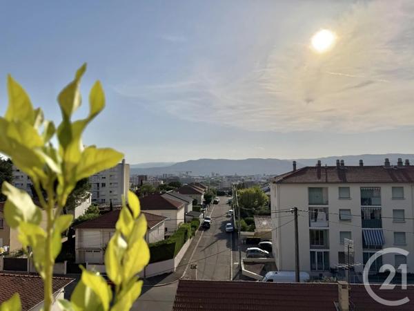 Appartement T2 à vendre  2 pièces - 50,21 m 2   BOURG DE PEAGE  - 26